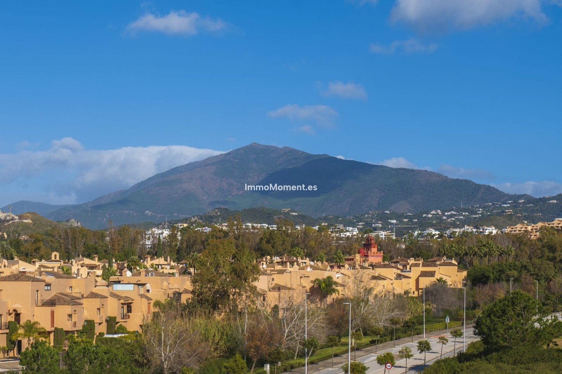 Revente - Villa individuelle - Estepona  - Atalaya