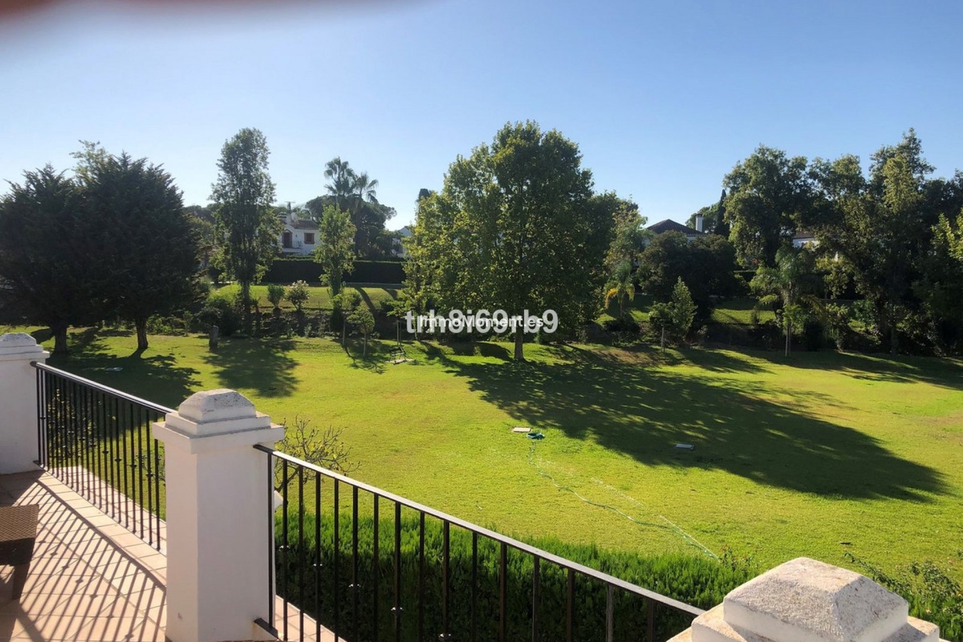 Revente - Villa individuelle - Estepona  - Benamara