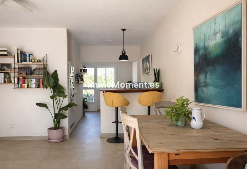 Revente - Villa individuelle - Estepona  - Benamara