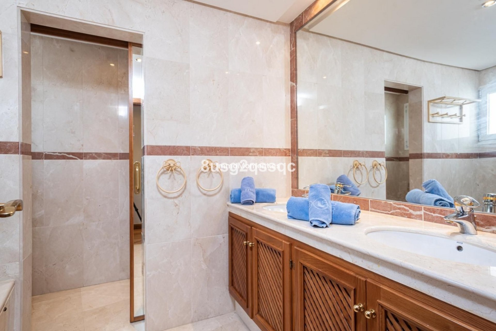 Revente - Villa individuelle - Estepona  - Costalita