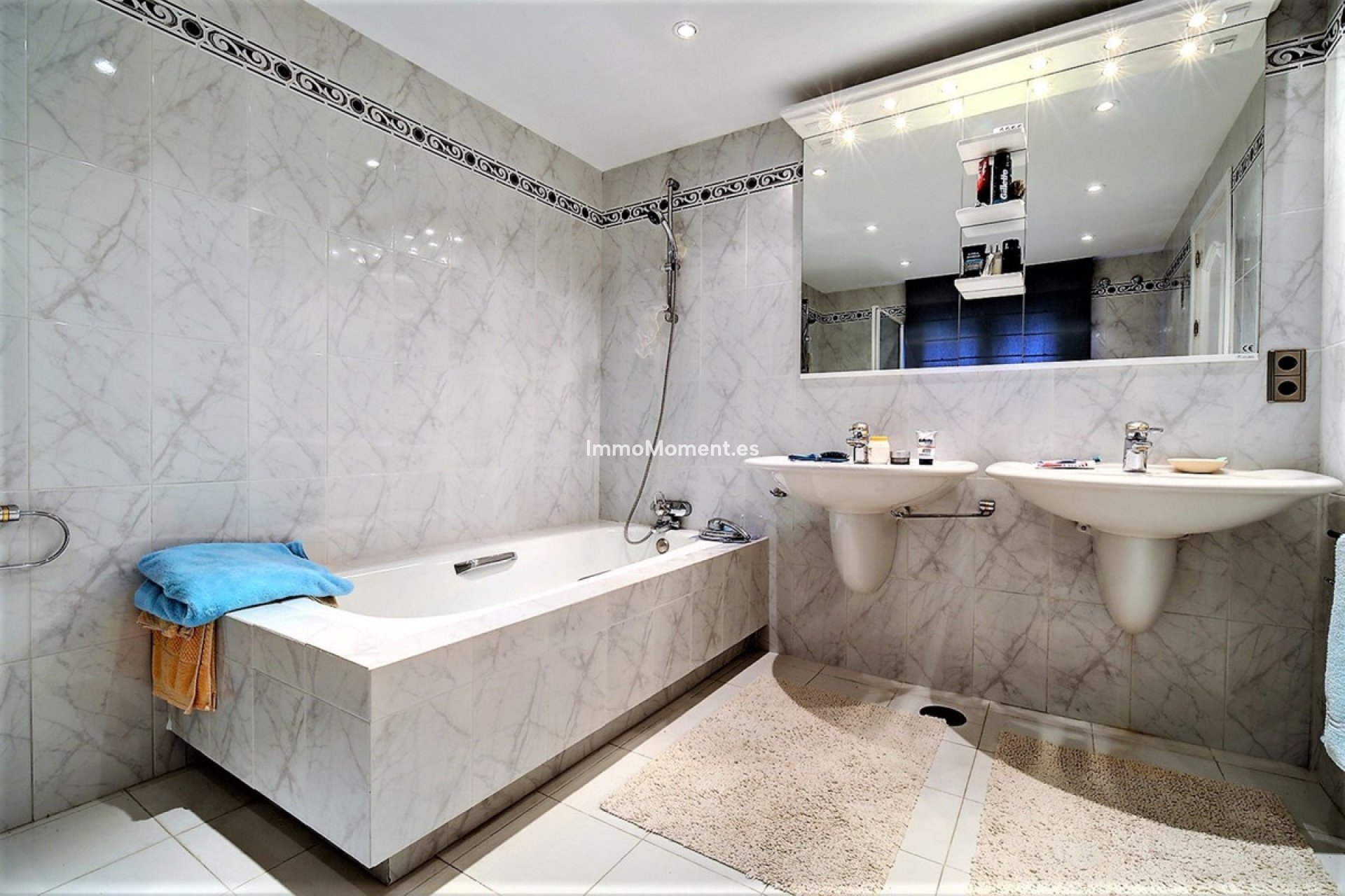 Revente - Villa individuelle - Estepona  - Costalita
