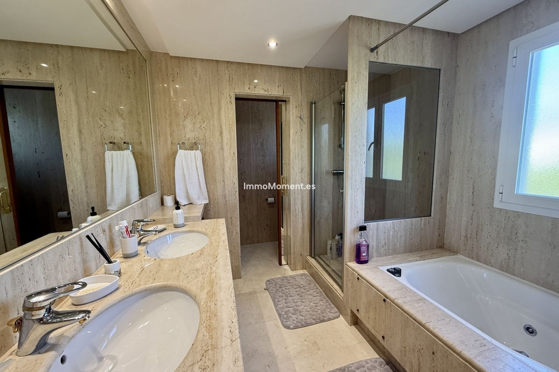 Revente - Villa individuelle - Estepona  - Costalita