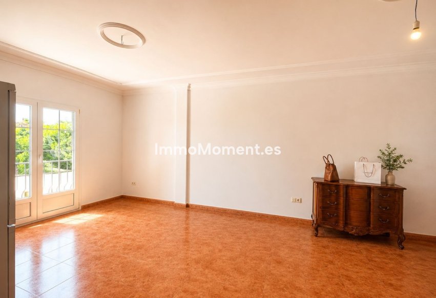 Revente - Villa individuelle - Estepona  - Estepona Centro
