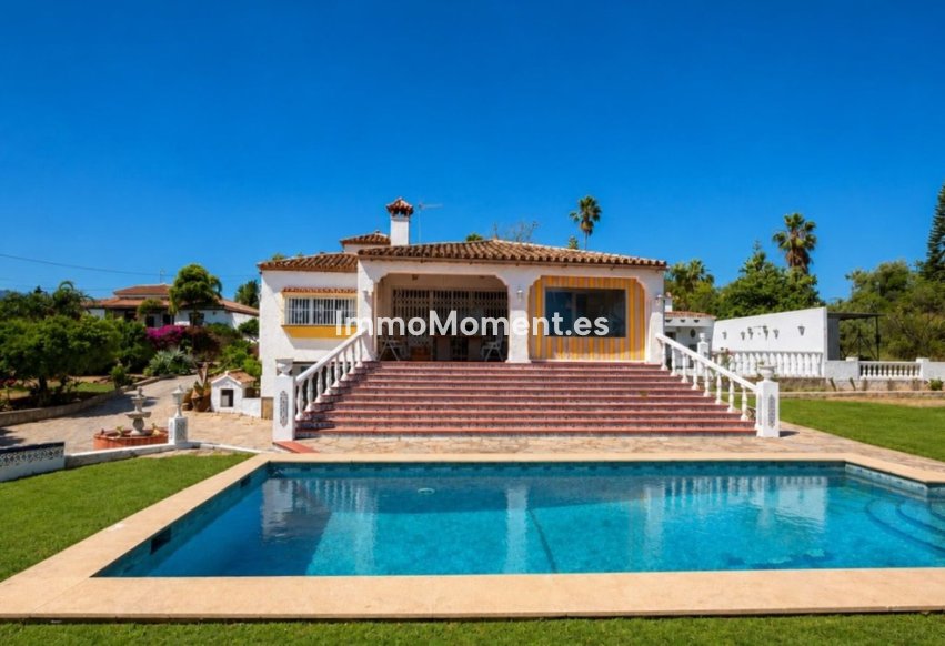 Revente - Villa individuelle - Estepona  - Estepona Centro