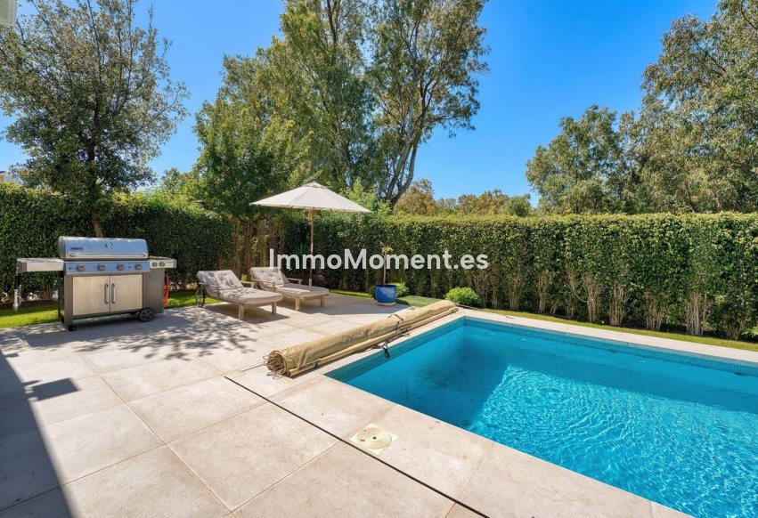 Revente - Villa individuelle - Estepona  - Estepona Centro