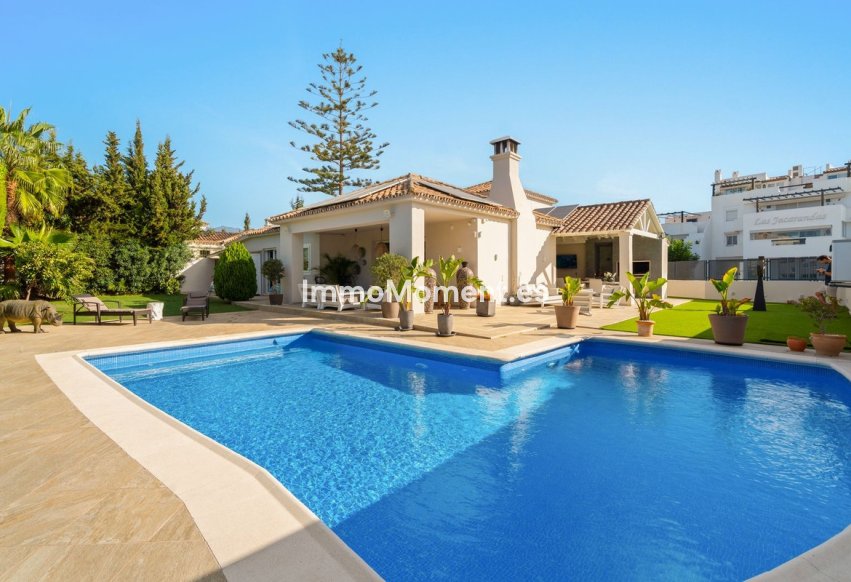 Revente - Villa individuelle - Estepona  - Estepona Centro