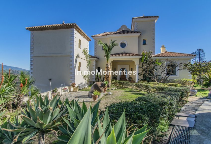 Revente - Villa individuelle - Estepona  - Estepona Centro