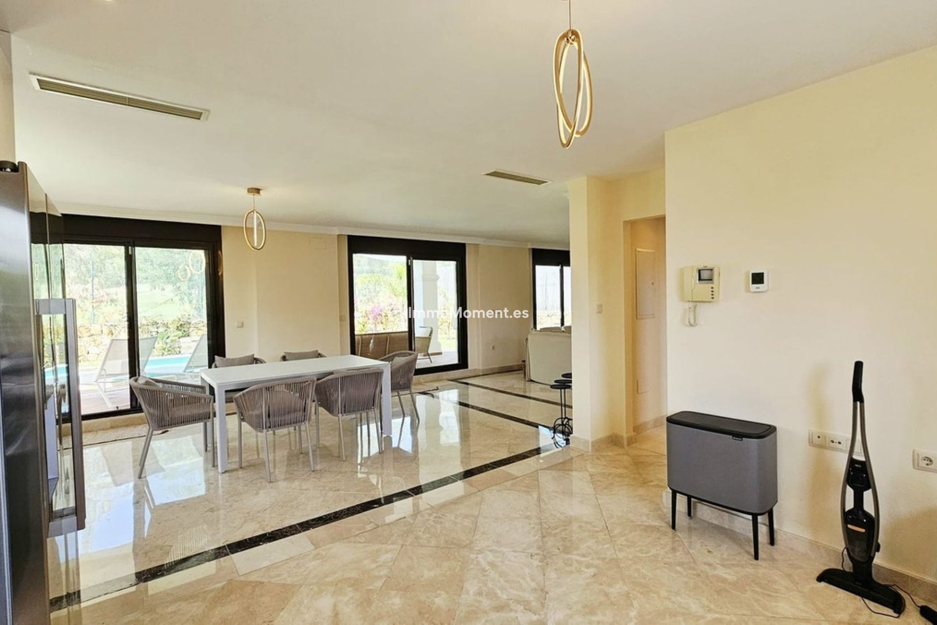 Revente - Villa individuelle - Estepona  - Estepona Centro