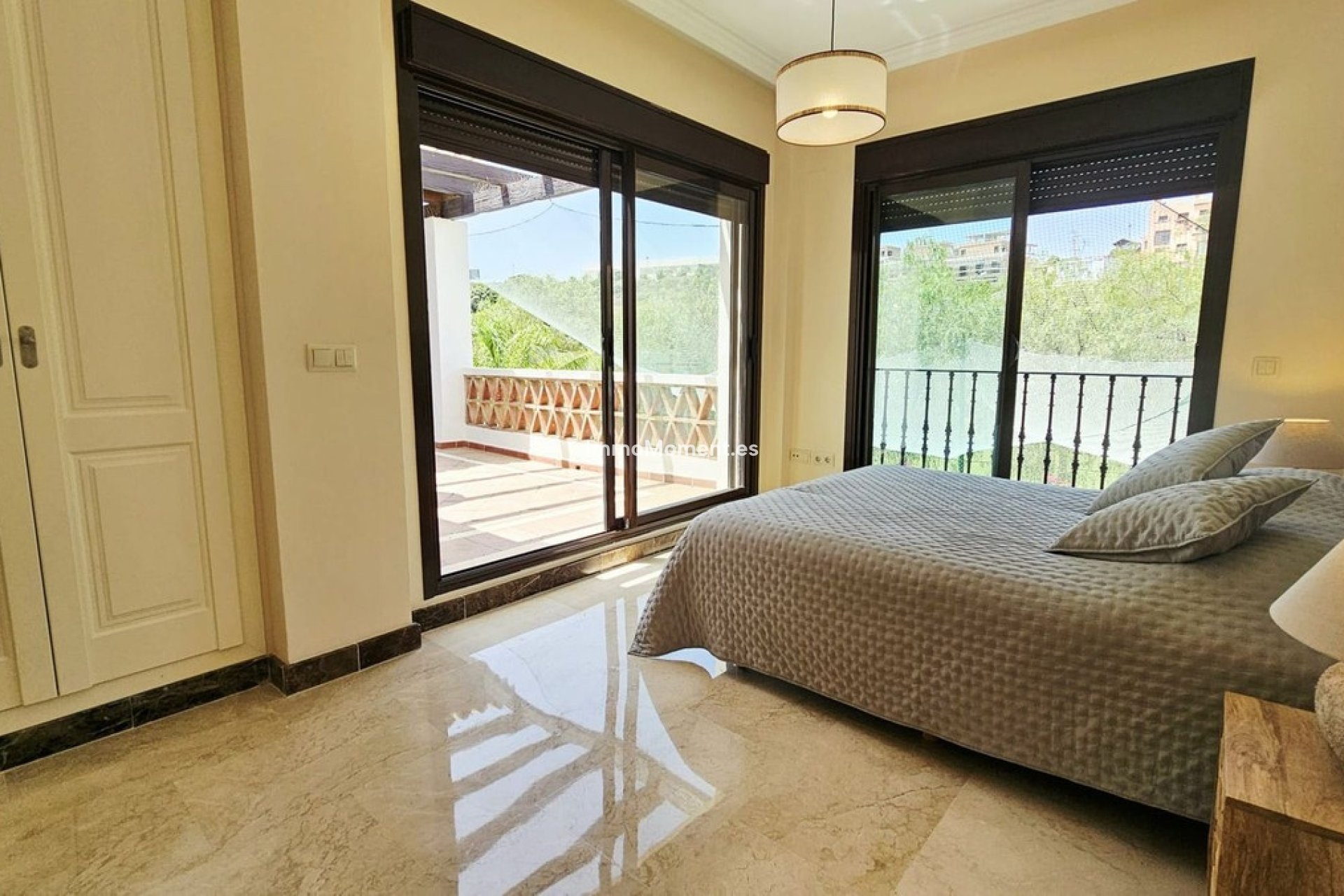 Revente - Villa individuelle - Estepona  - Estepona Centro