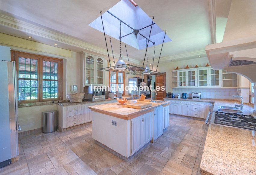 Revente - Villa individuelle - Estepona  - Estepona Centro