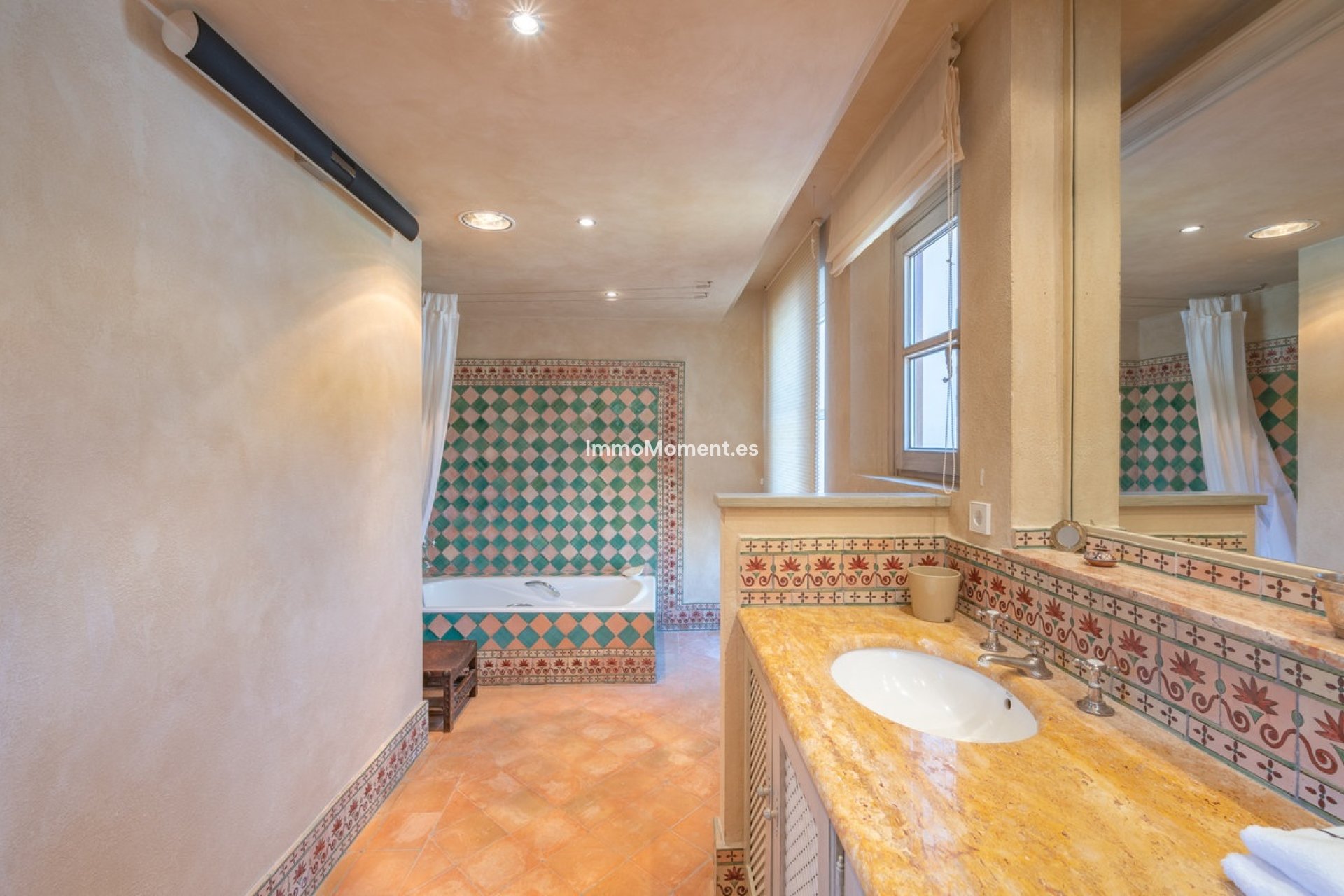 Revente - Villa individuelle - Estepona  - Estepona Centro