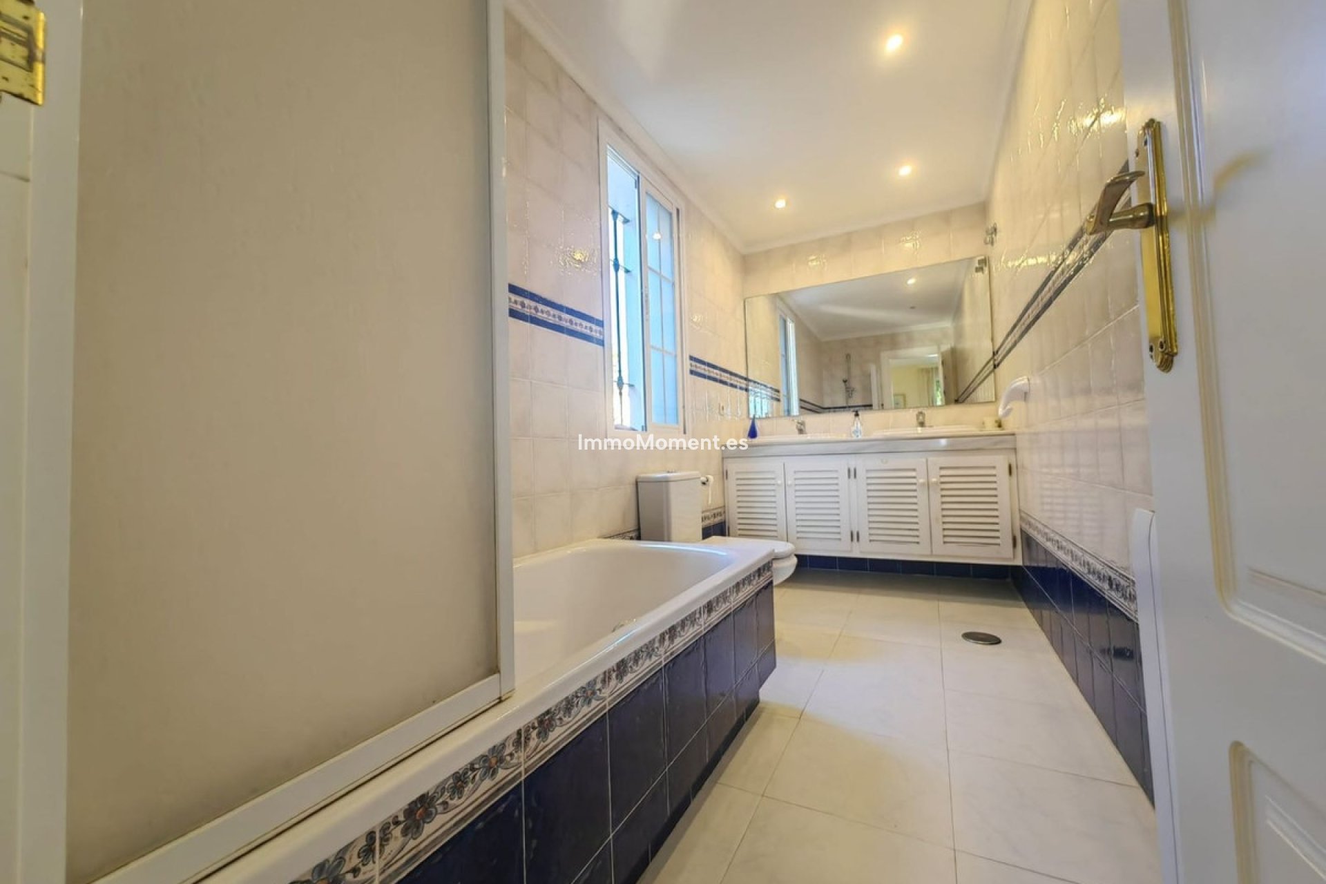 Revente - Villa individuelle - Estepona  - Estepona Centro