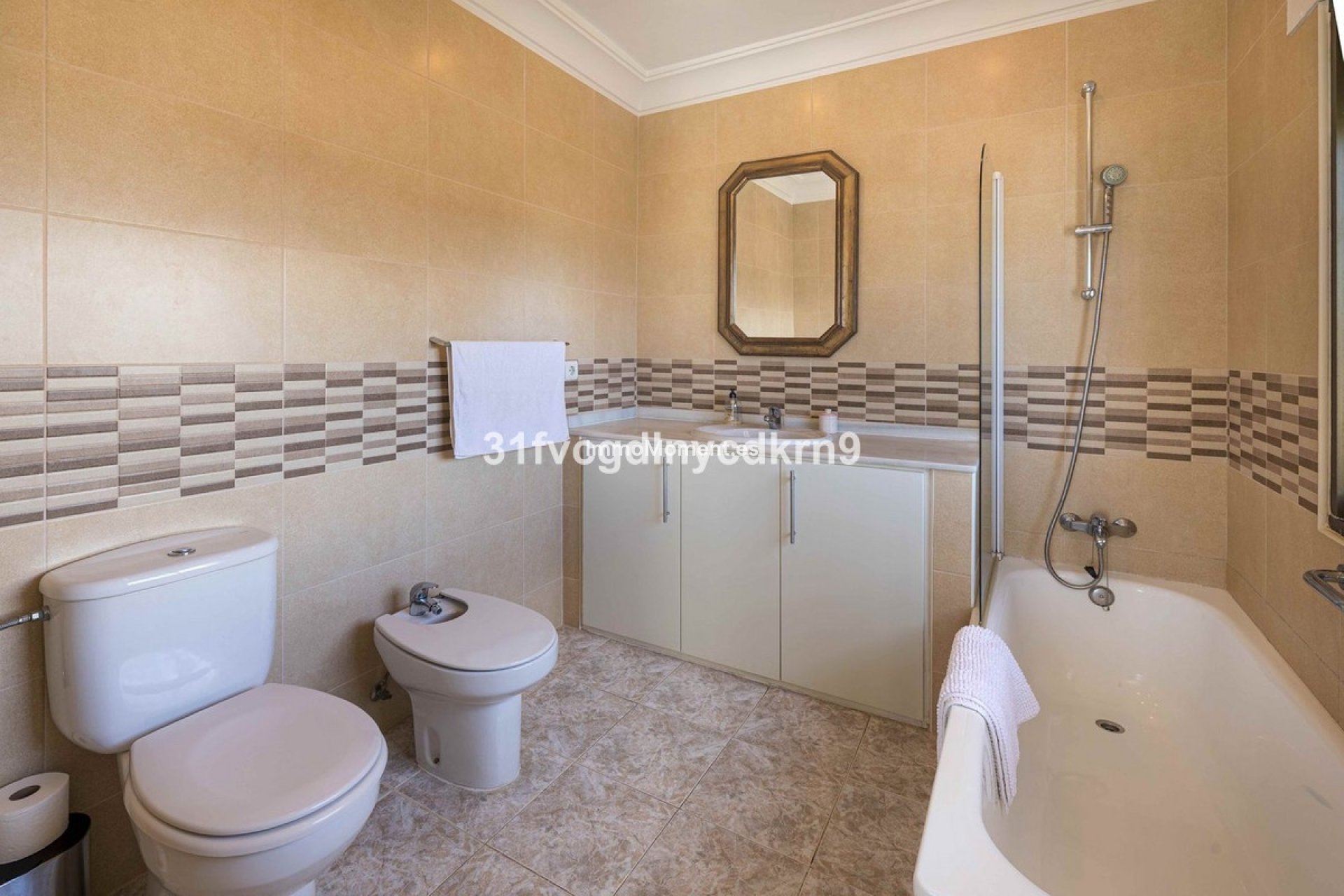 Revente - Villa individuelle - Estepona  - Estepona Centro