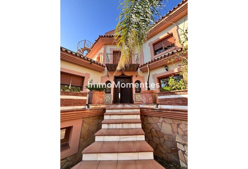 Revente - Villa individuelle - Estepona  - Estepona Centro