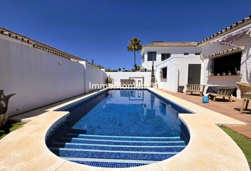 Revente - Villa individuelle - Estepona  - Estepona Centro