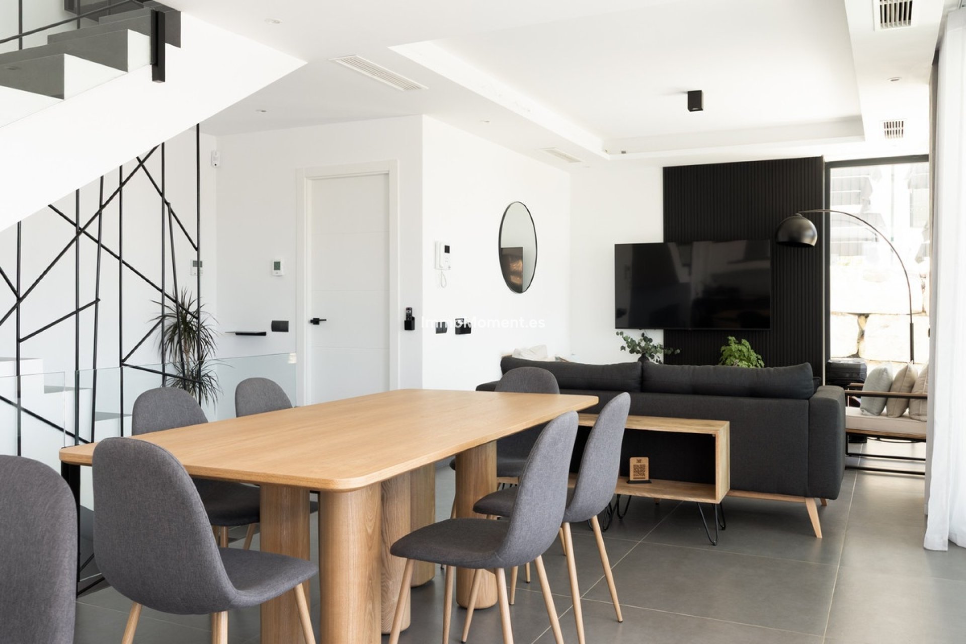 Revente - Villa individuelle - Estepona  - Valle Romano