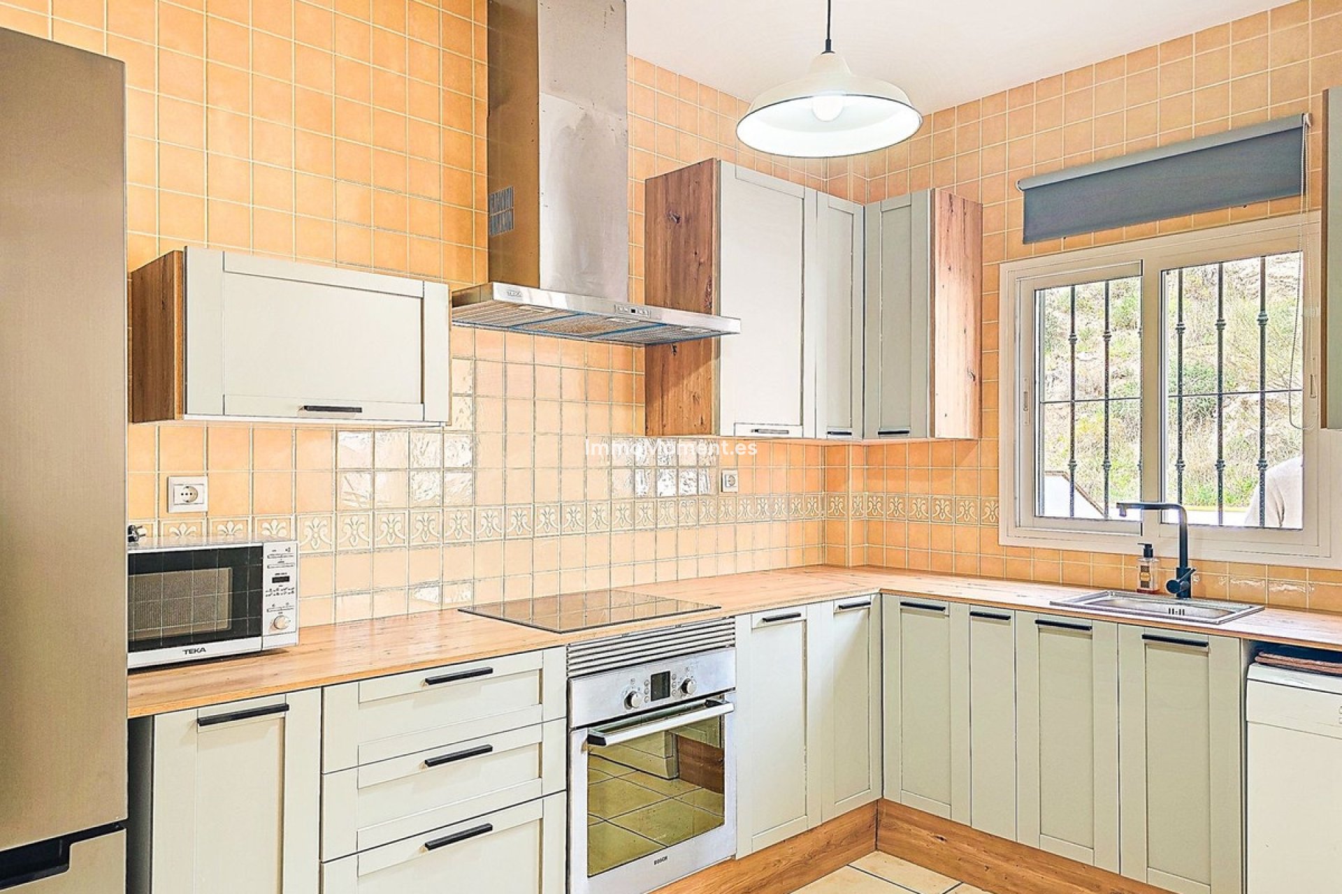 Revente - Villa individuelle - Intérieur                       - Almogía