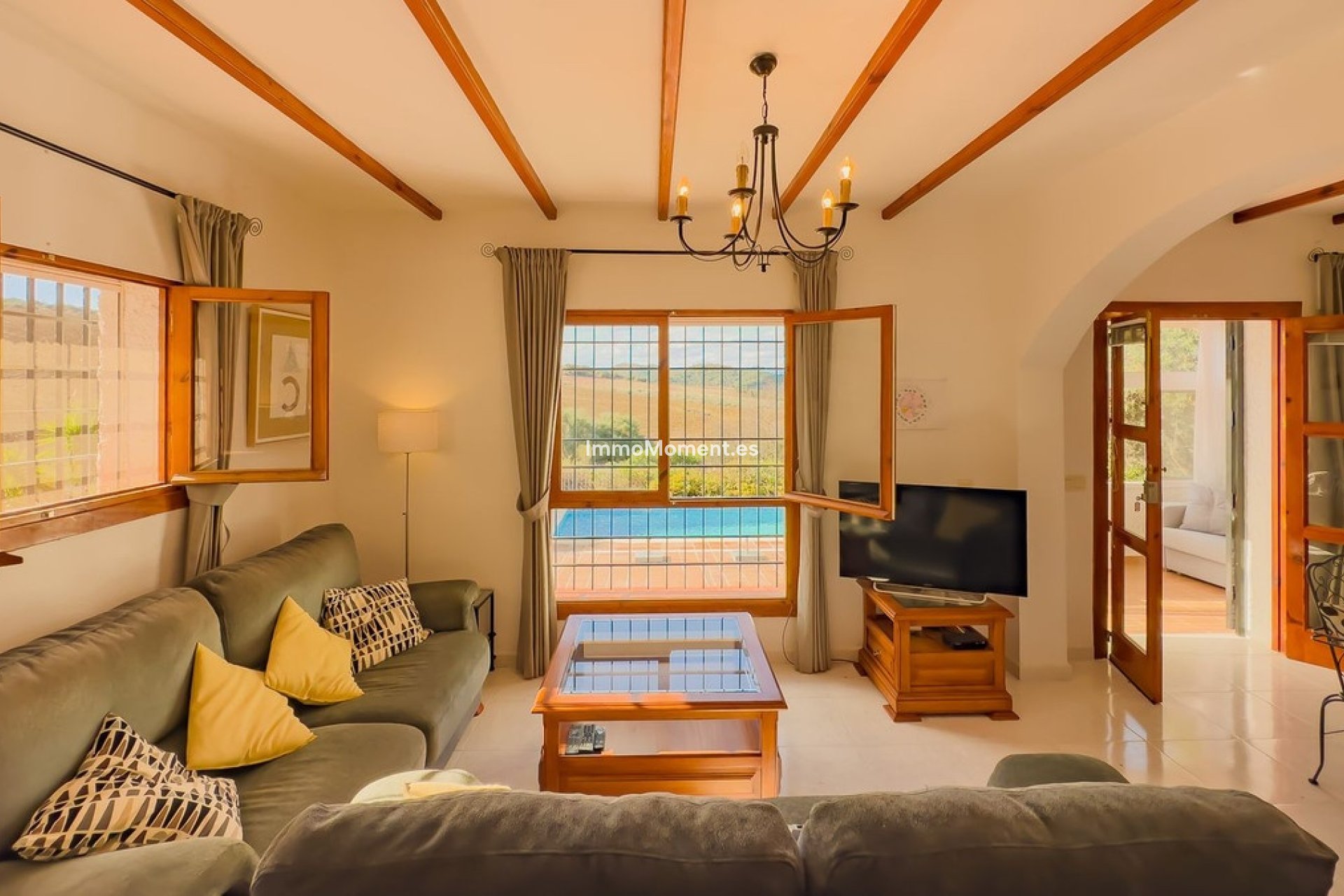 Revente - Villa individuelle - Intérieur                       - Almogía