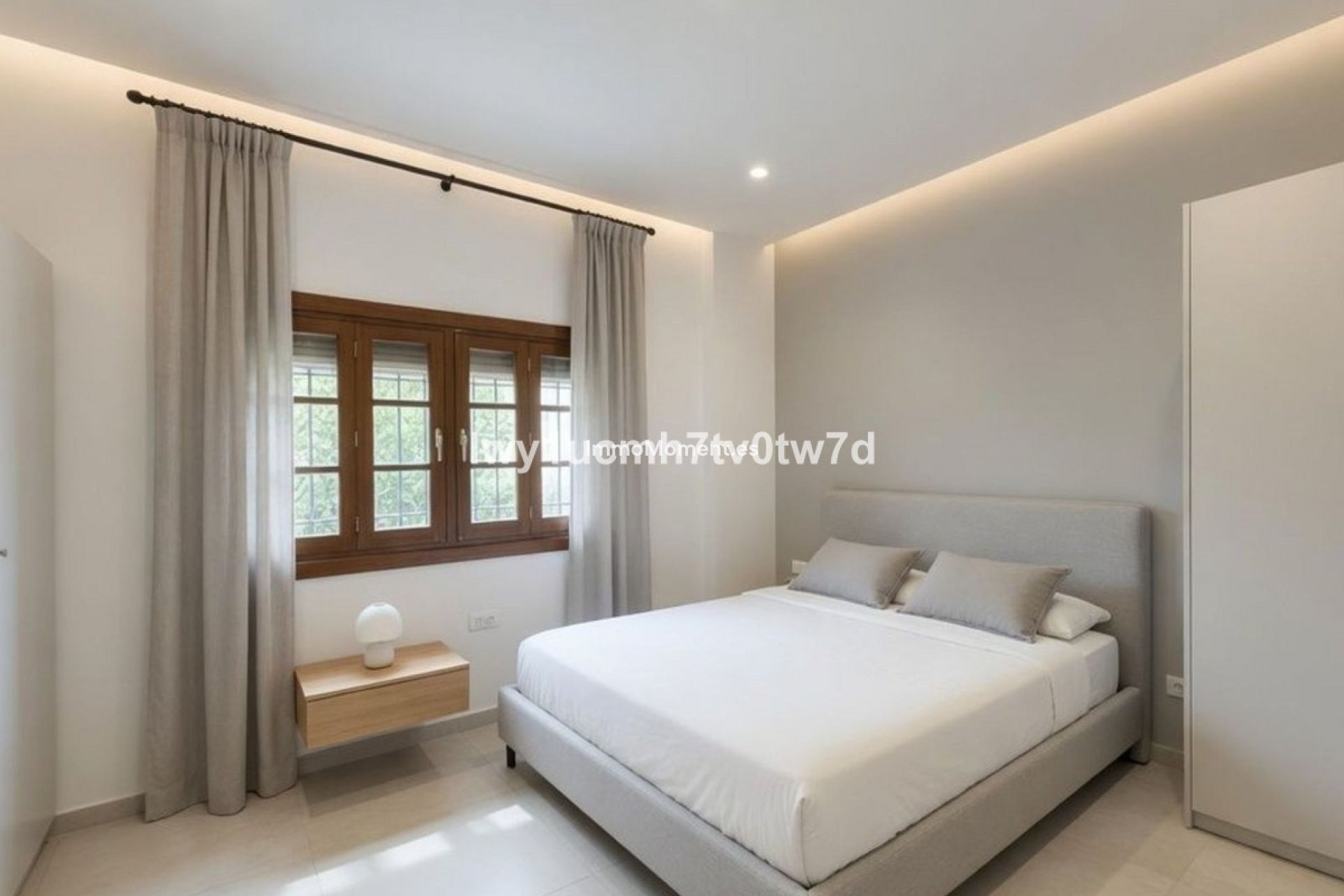Revente - Villa individuelle - Intérieur                       - Churriana