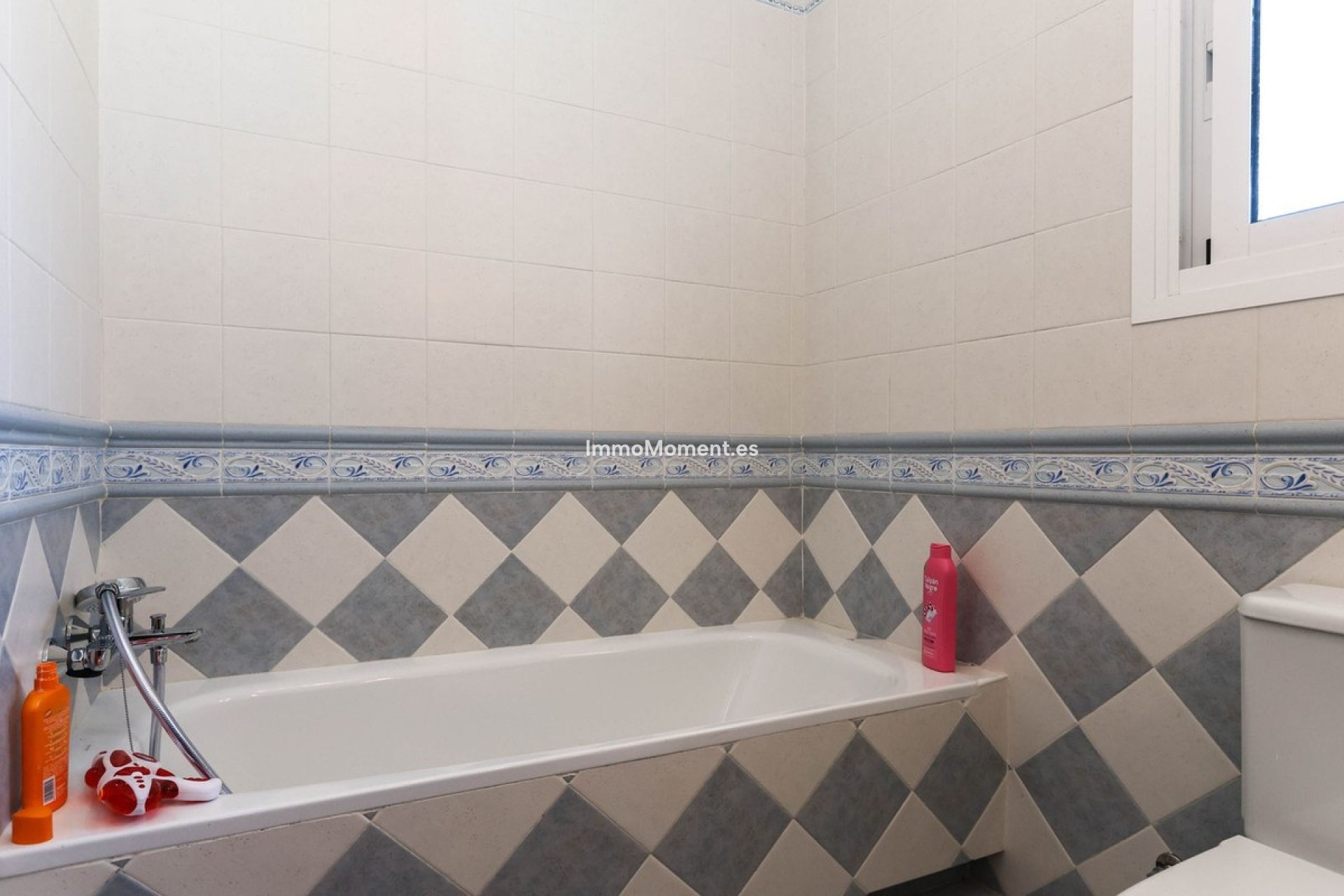 Revente - Villa individuelle - Intérieur                       - Guaro