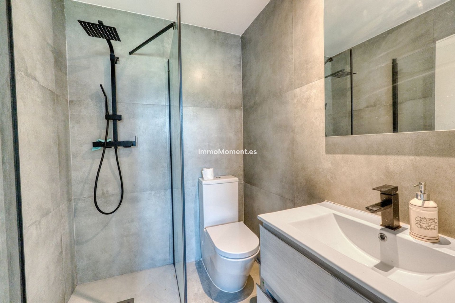 Revente - Villa individuelle - Intérieur                       - Istán