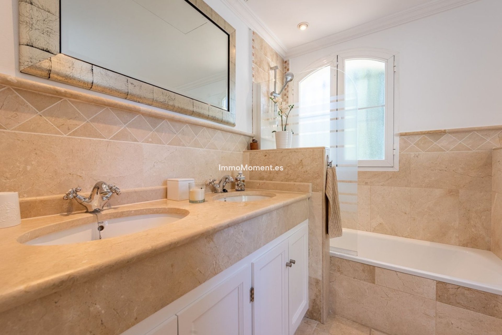 Revente - Villa individuelle - Marbella - Nueva Andalucía