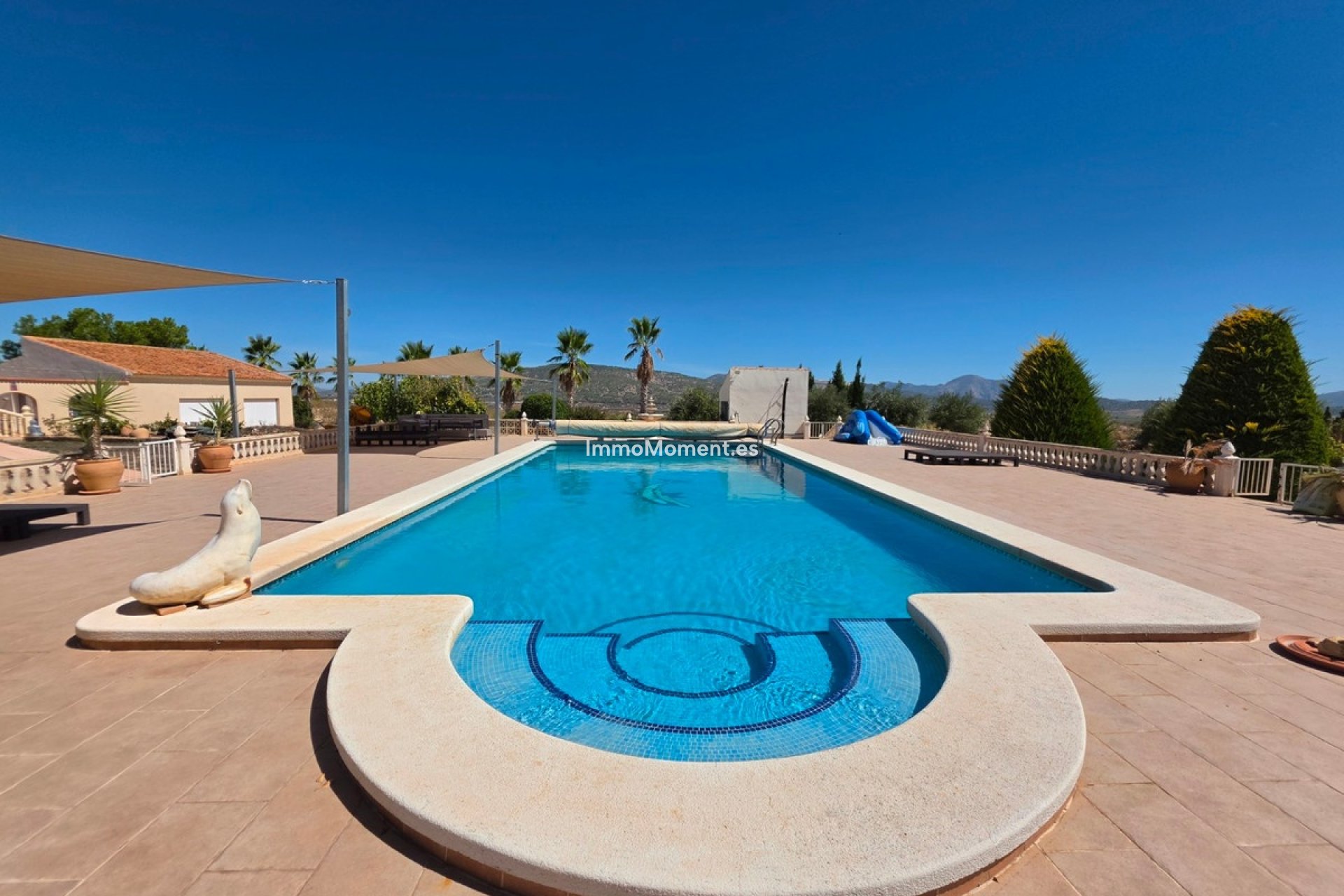Revente - Villa individuelle - Pinoso - Pinoso Centro