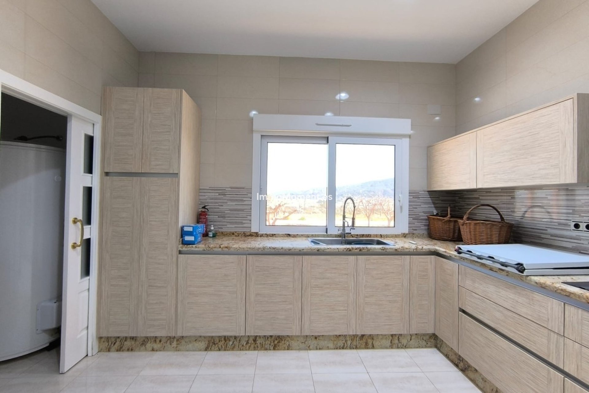 Revente - Villa individuelle - Pinoso - Pinoso Centro