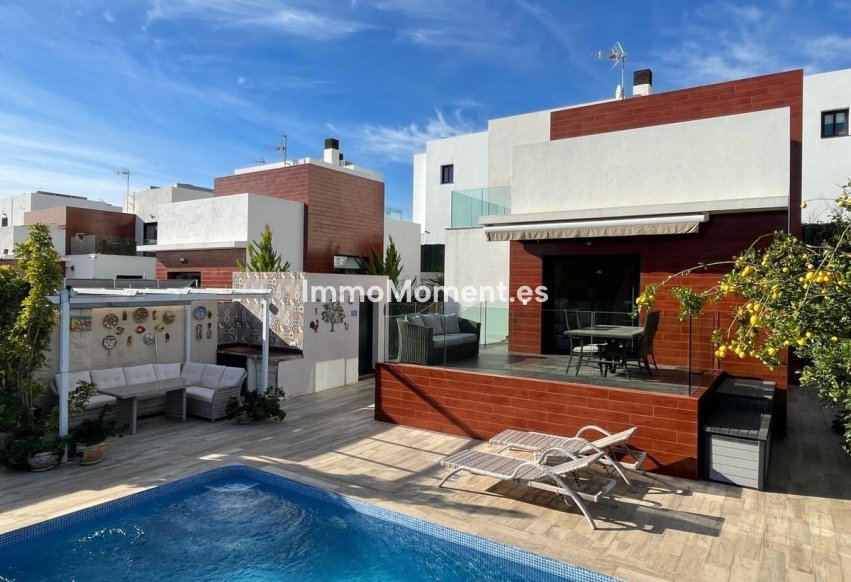 Revente - Villa individuelle - Polop - Polop Centro