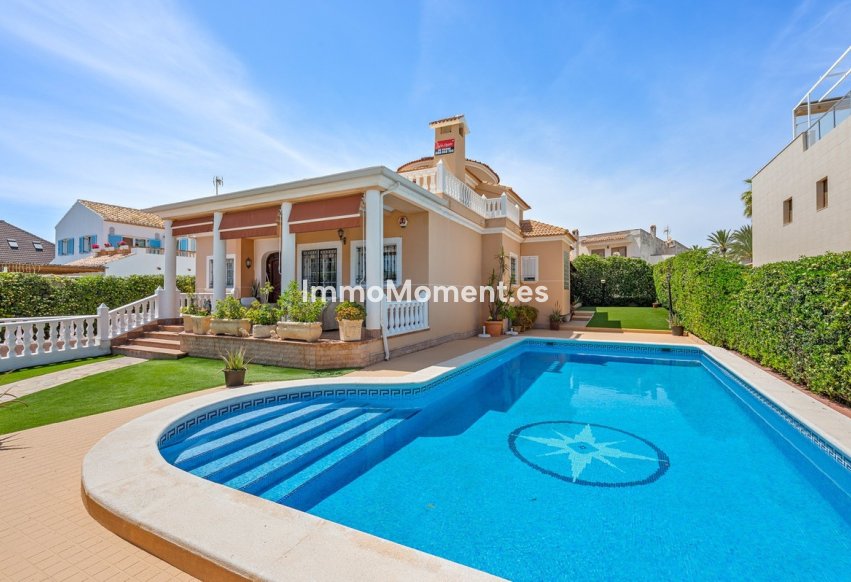 Revente - Villa individuelle - Torrevieja - La Mata