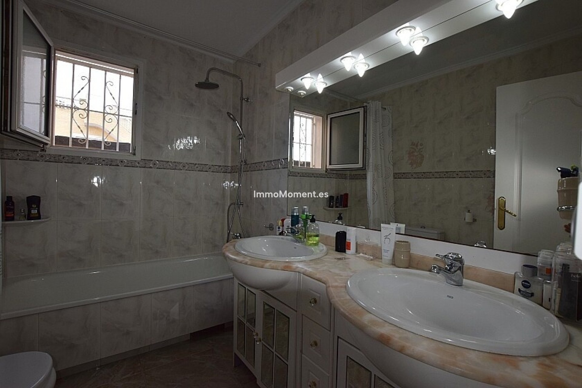 Revente - Villa individuelle - Torrevieja - Torrevieja Centro