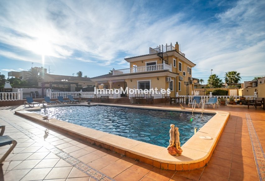 Revente - Villa individuelle - Torrevieja - Torrevieja Centro