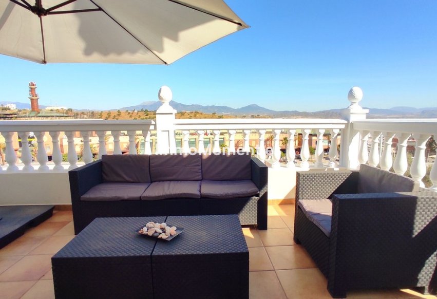 Revente - Villa - Intérieur                       - Coín