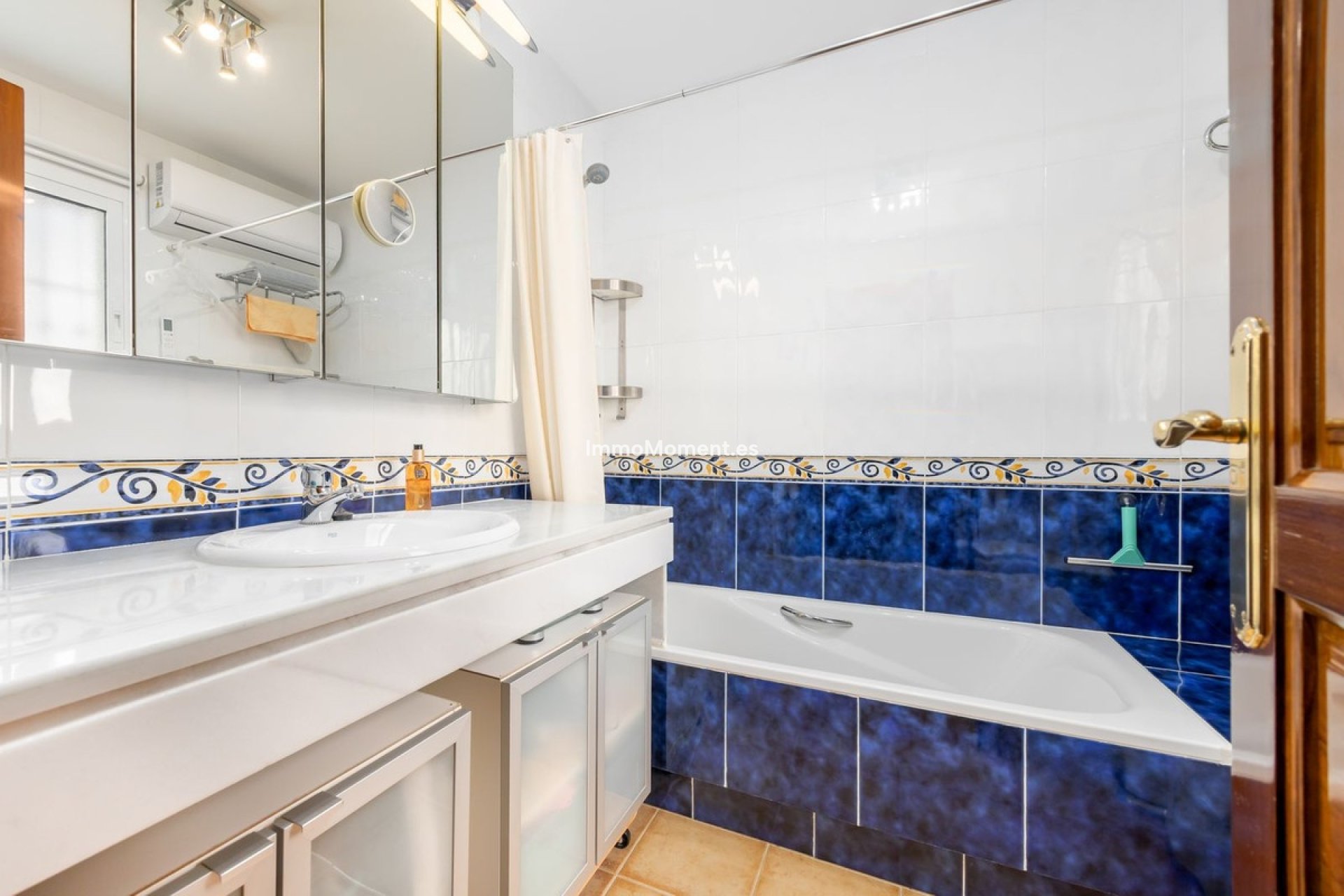 Revente - Villa - Intérieur                       - Coín