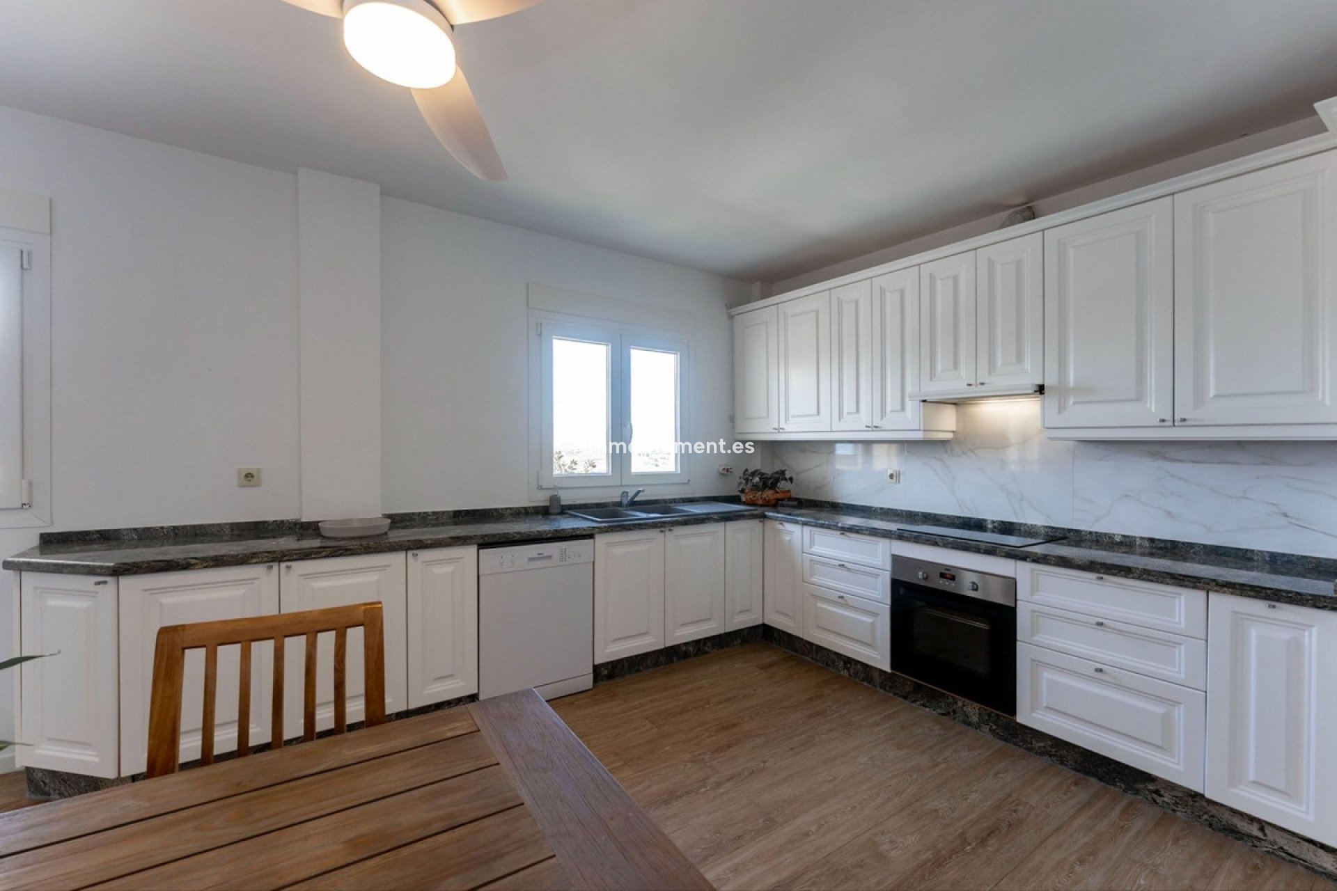 Revente - Villa - Intérieur                       - Coín