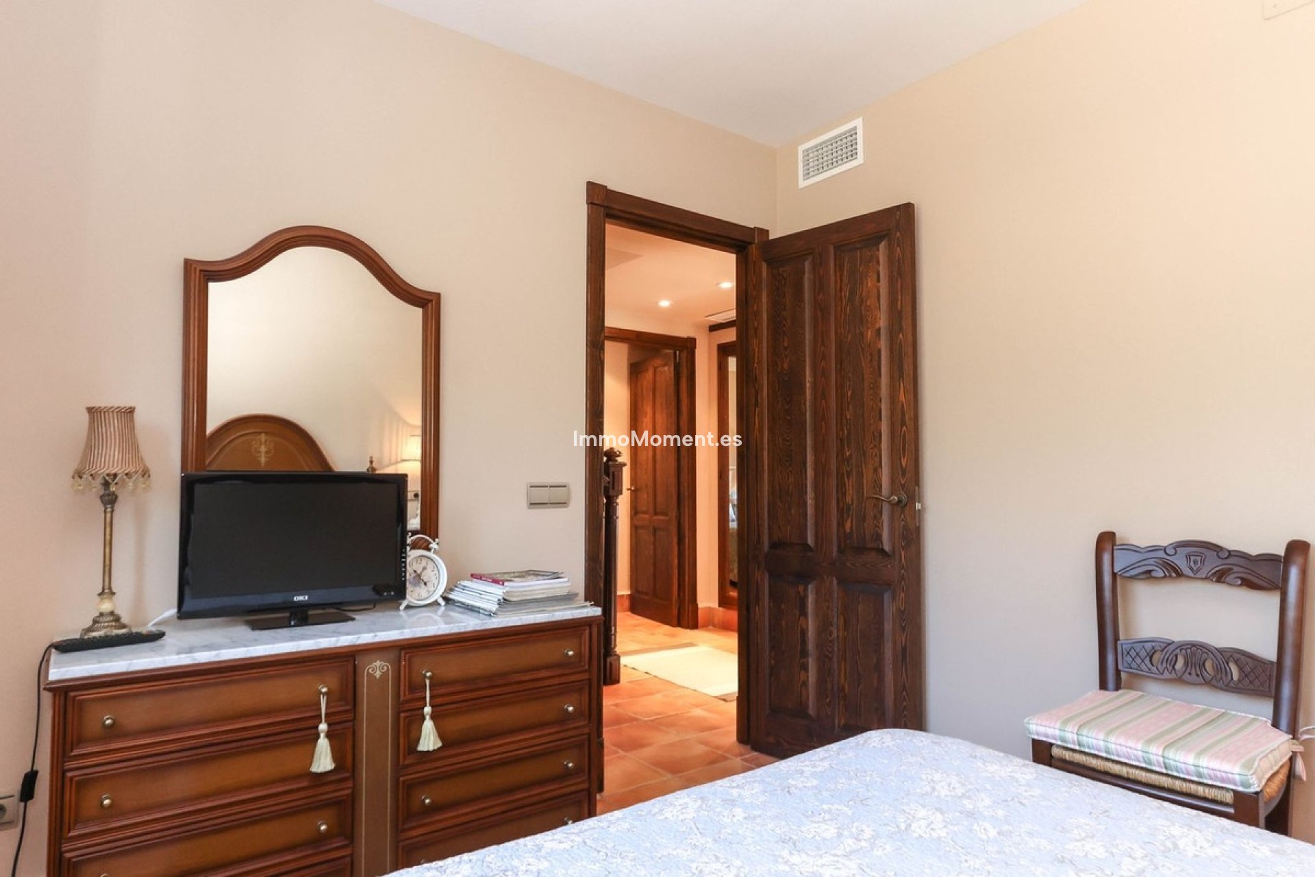 Revente - Villa - Intérieur                       - Guaro