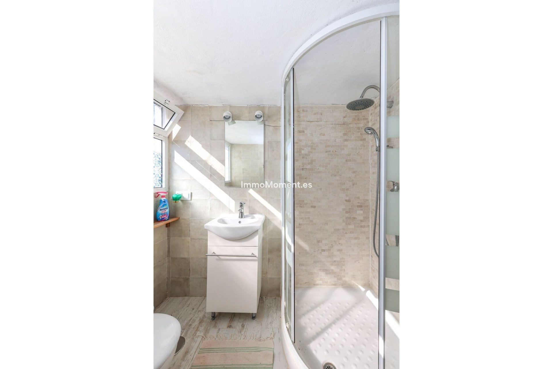 Revente - Villa - Intérieur                       - Guaro