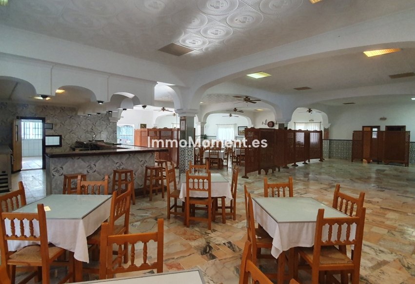 Revente - Villa - Intérieur                       - Guaro