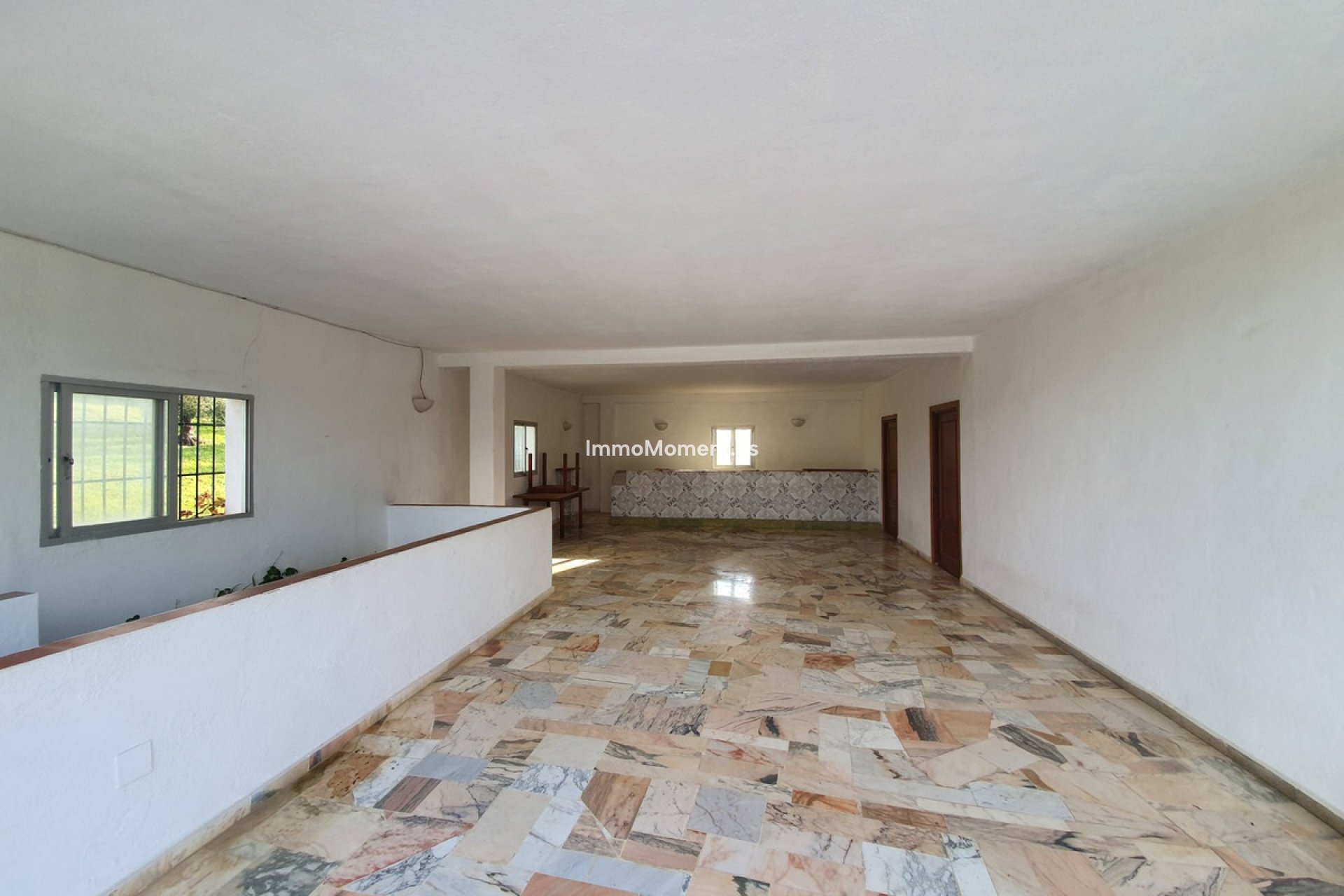 Revente - Villa - Intérieur                       - Guaro