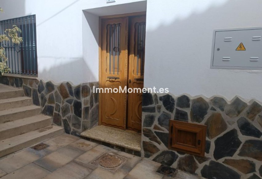 Revente - Villa - Intérieur                       - Guaro