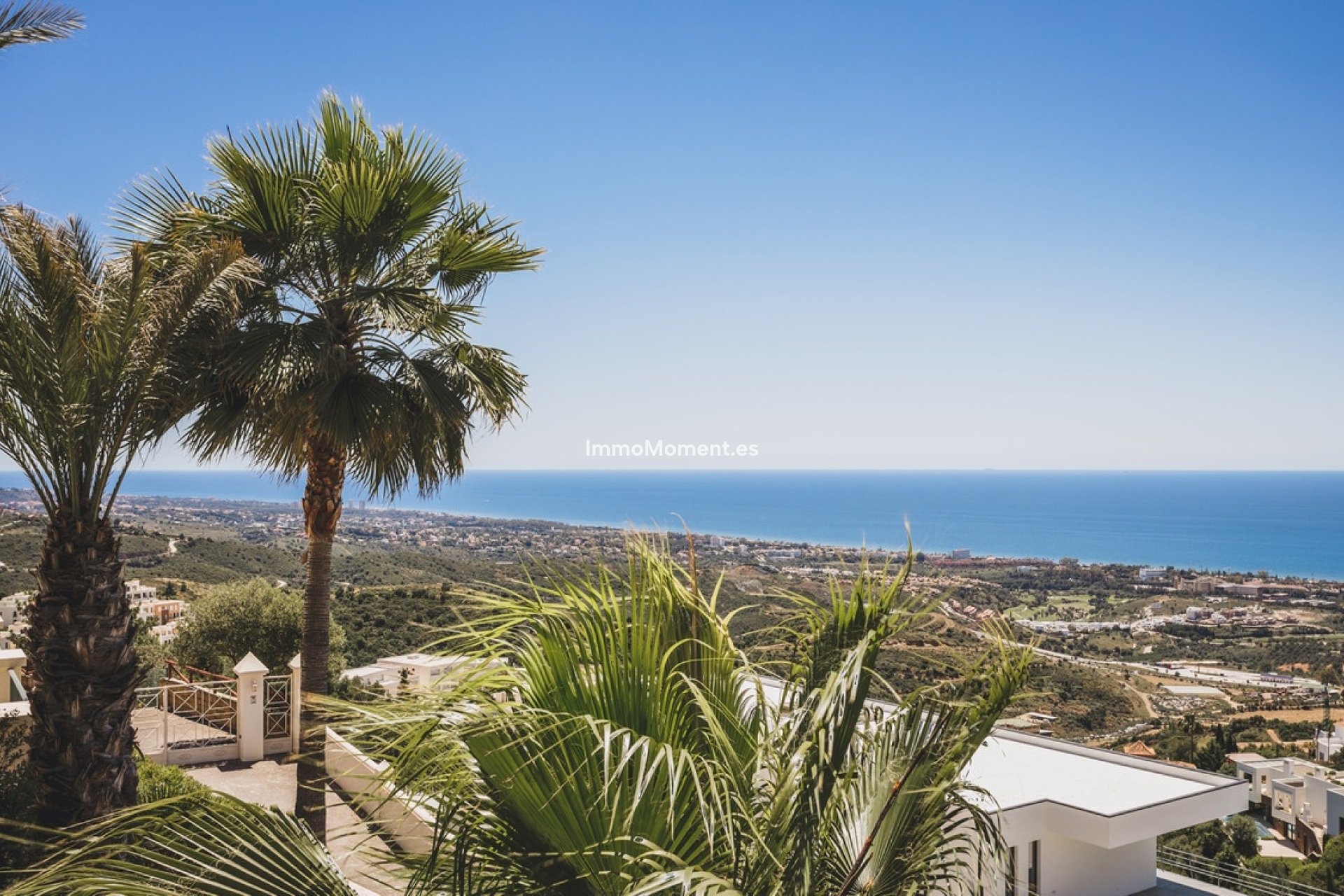 Revente - Villa - Marbella - Altos de los Monteros
