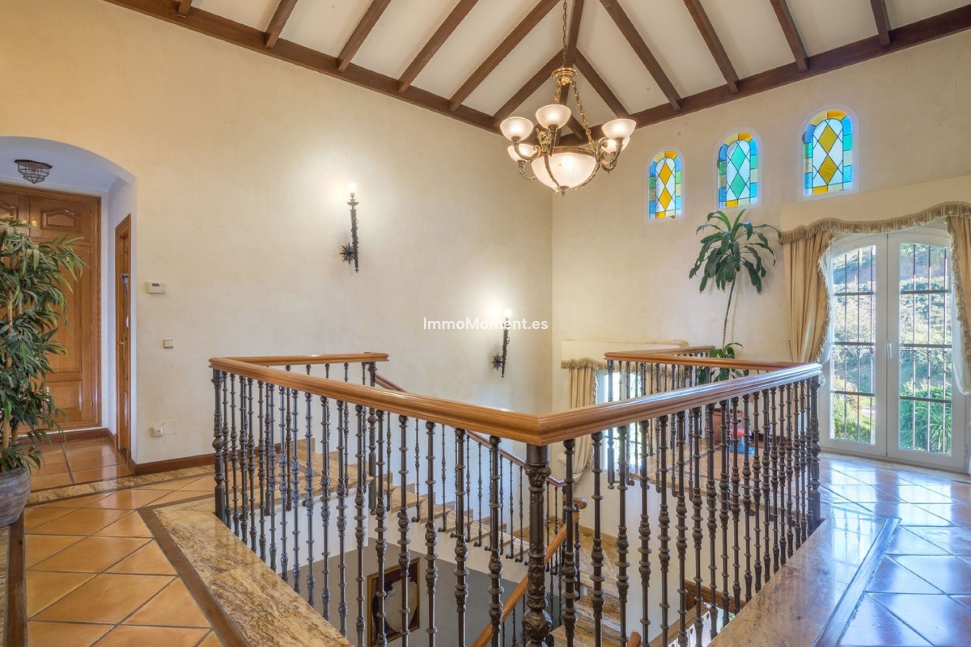 Revente - Villa - Marbella - Altos de los Monteros