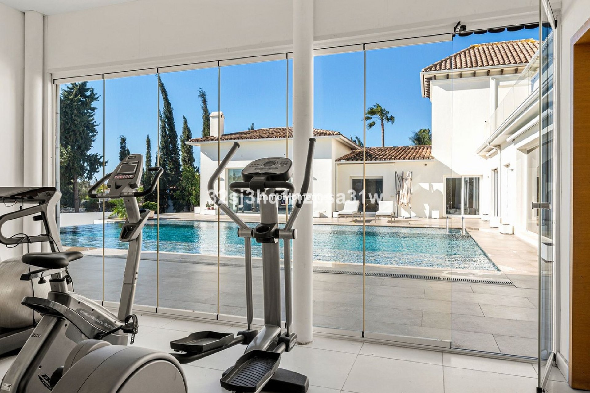 Revente - Villa - Marbella - Guadalmina Alta