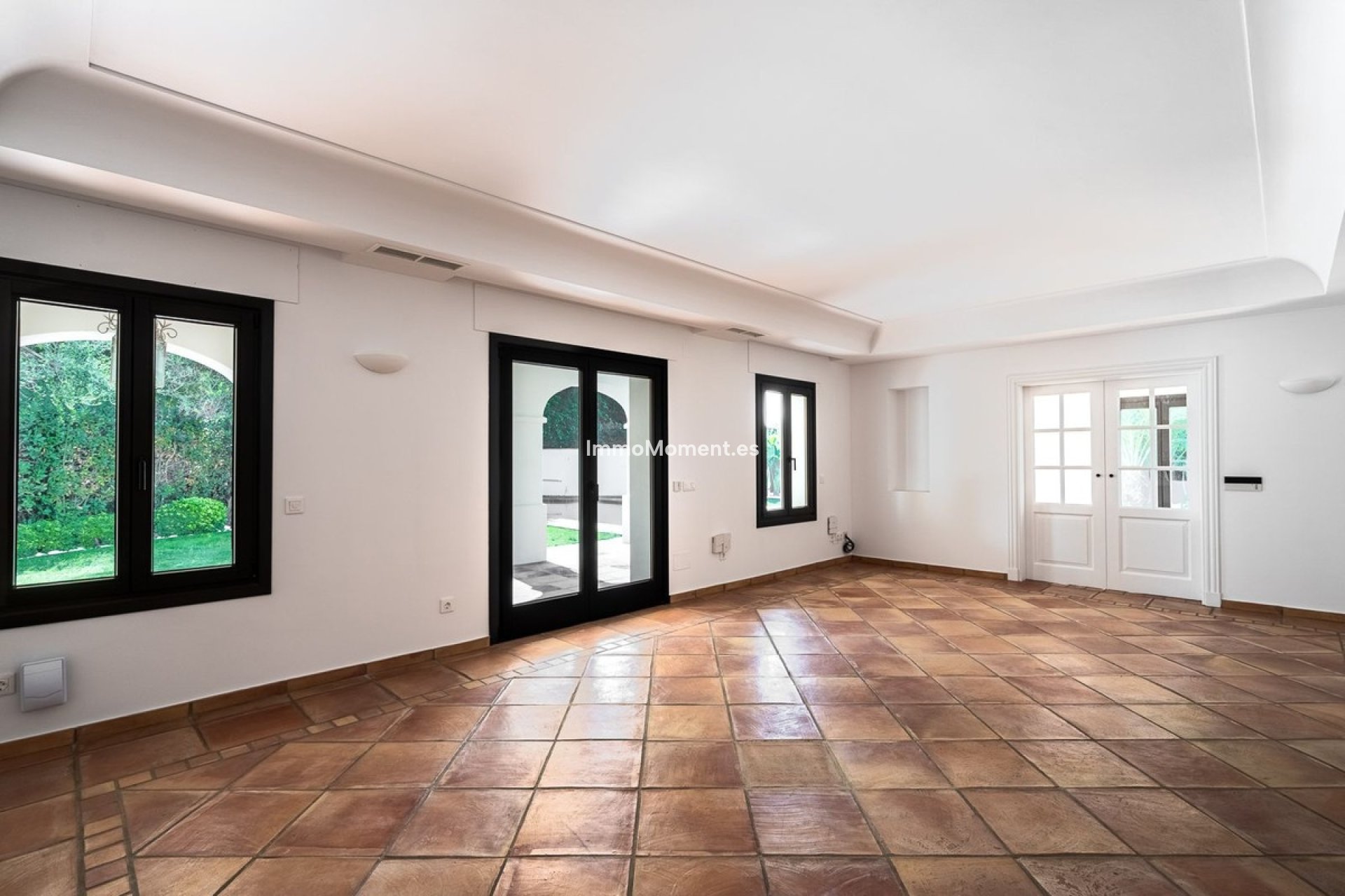 Revente - Villa - Marbella - Guadalmina Baja