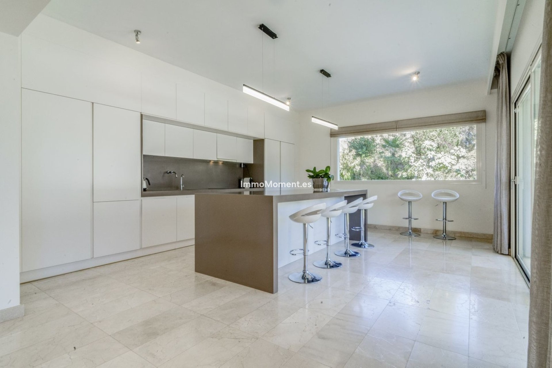 Revente - Villa - Marbella - Guadalmina Baja