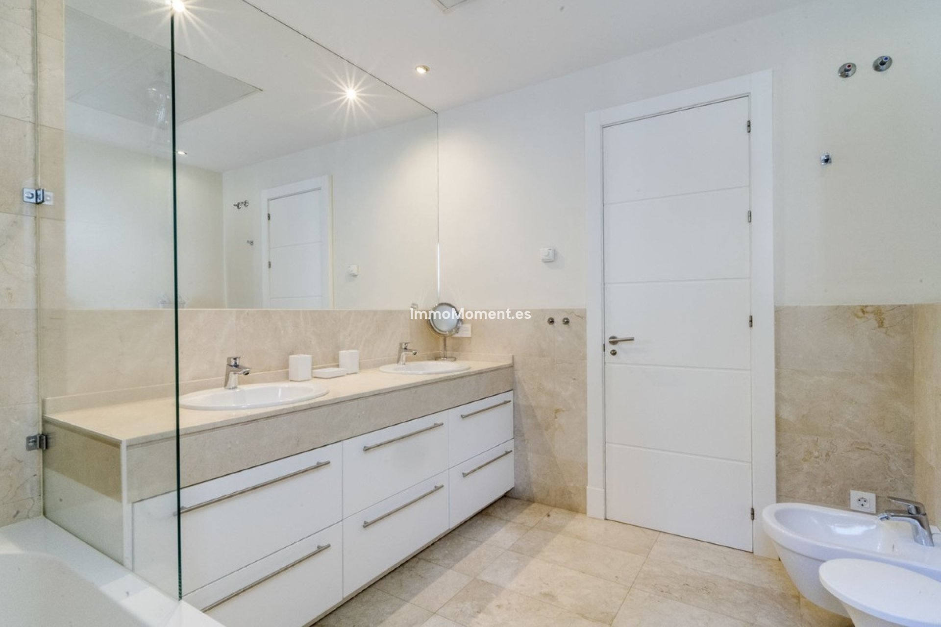 Revente - Villa - Marbella - Guadalmina Baja