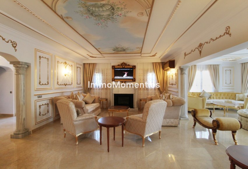 Revente - Villa - Marbella - Guadalmina Baja