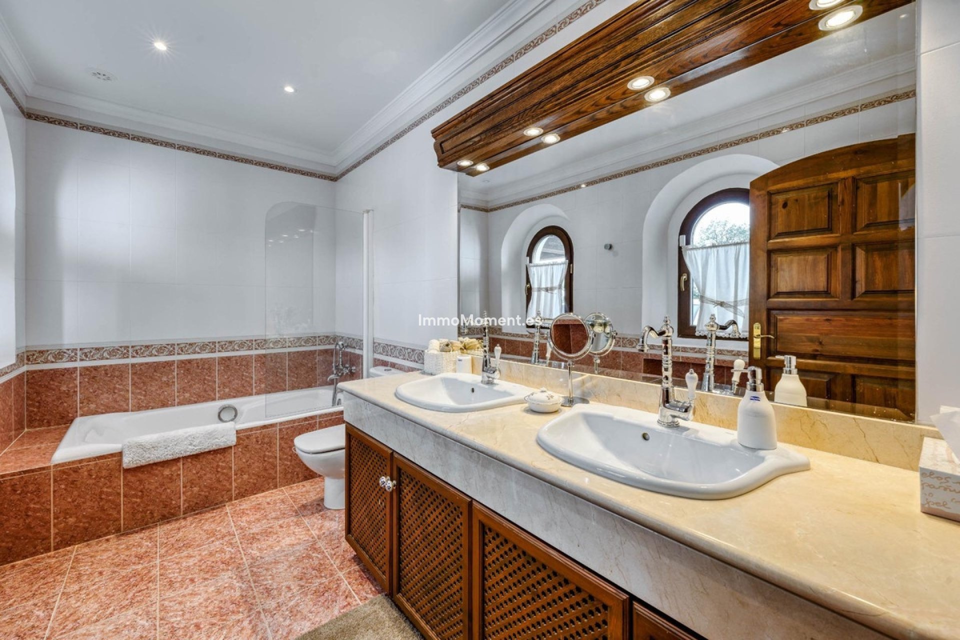 Revente - Villa - Marbella - La Mairena