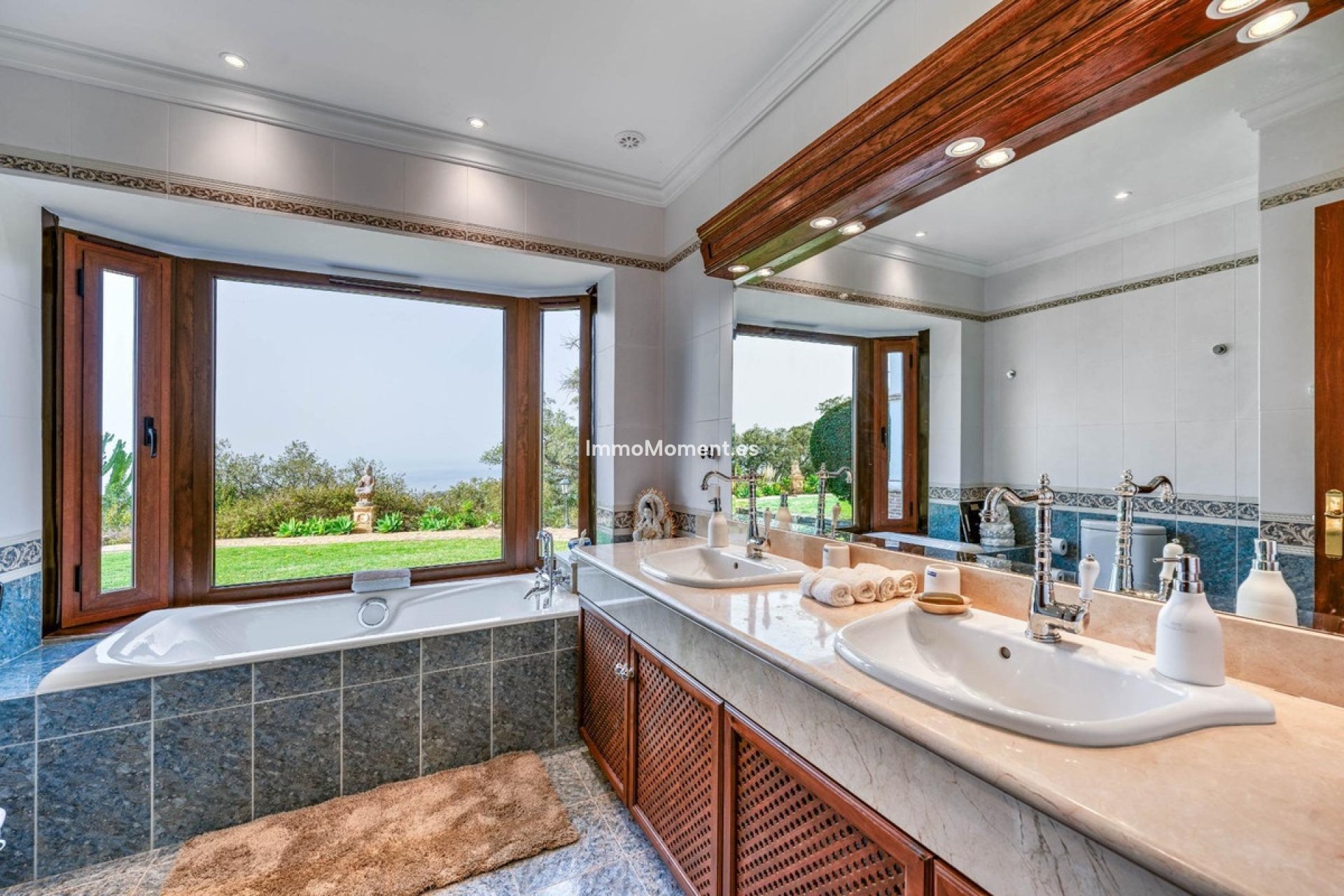 Revente - Villa - Marbella - La Mairena