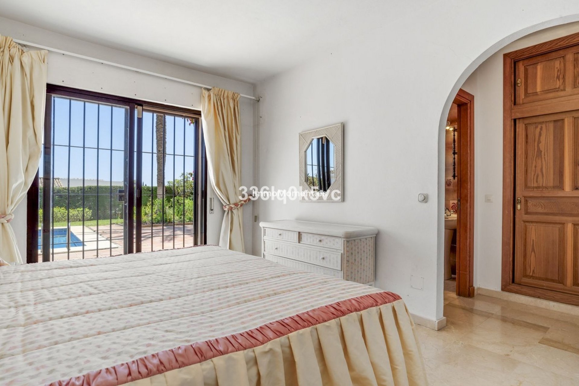 Revente - Villa - Marbella - Las Chapas